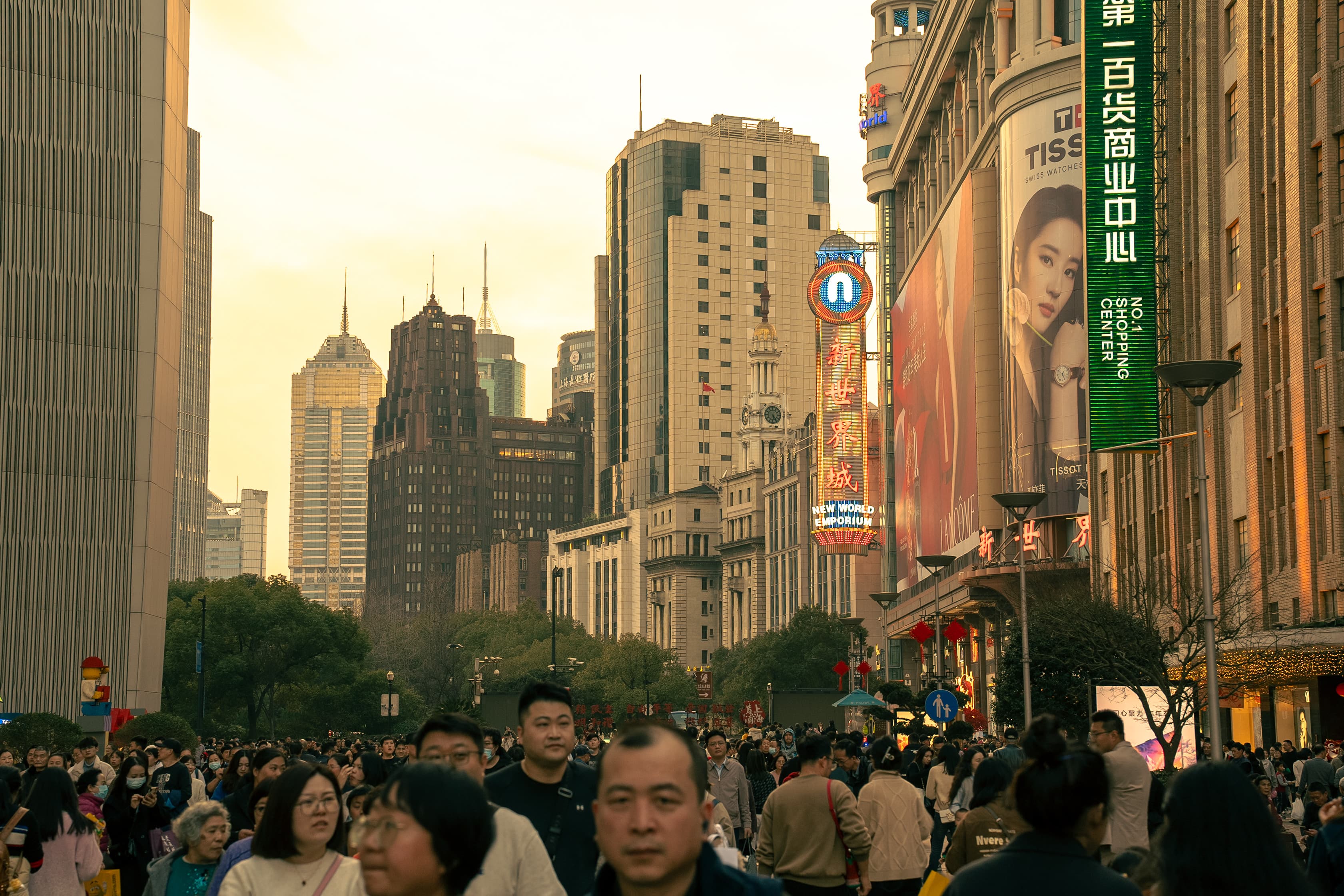Crowds and neon signage on Nanjing Road
