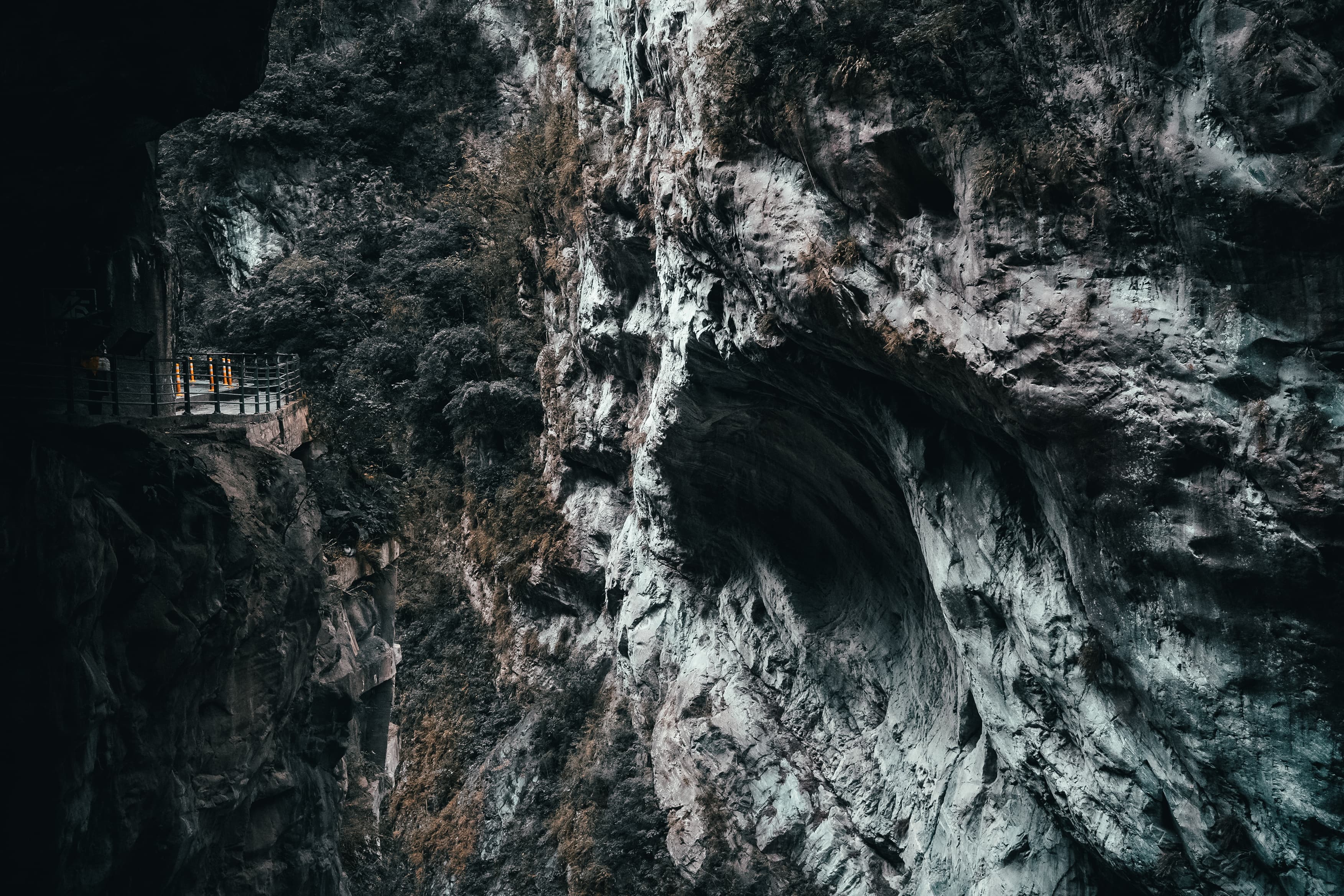 Cantilevered walkway on a marble gorge wall